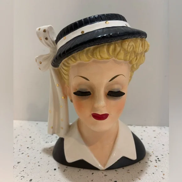 Vintage 1960s Napco Pottery‎ Ceramic Lady Head Vase Figurine